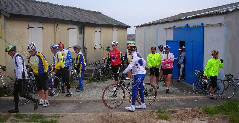 2010-05-09 12 Kerroch Et c est parti.JPG